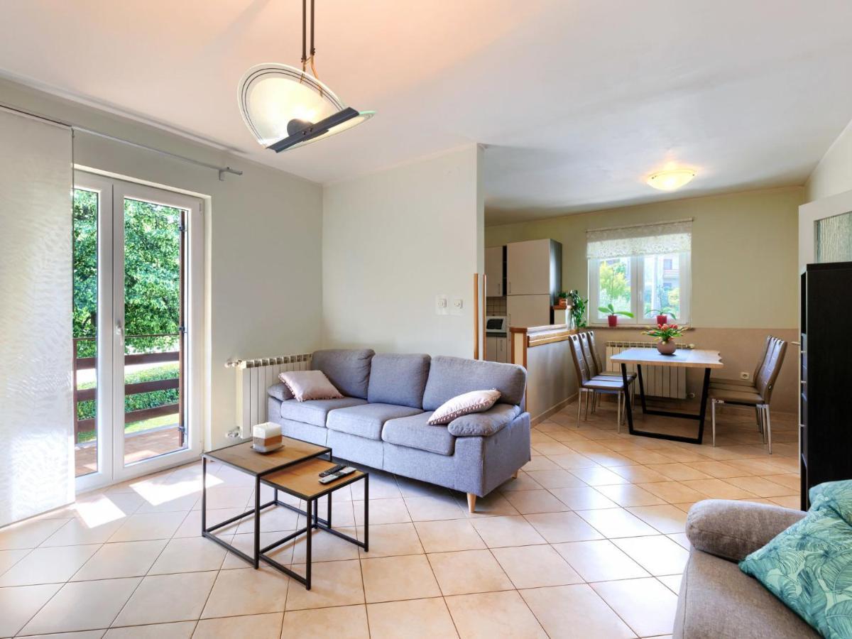 Holiday Home Carlo - Ipc102 By Interhome Pićan Buitenkant foto