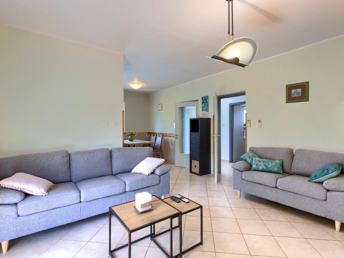 Holiday Home Carlo - Ipc102 By Interhome Pićan Buitenkant foto