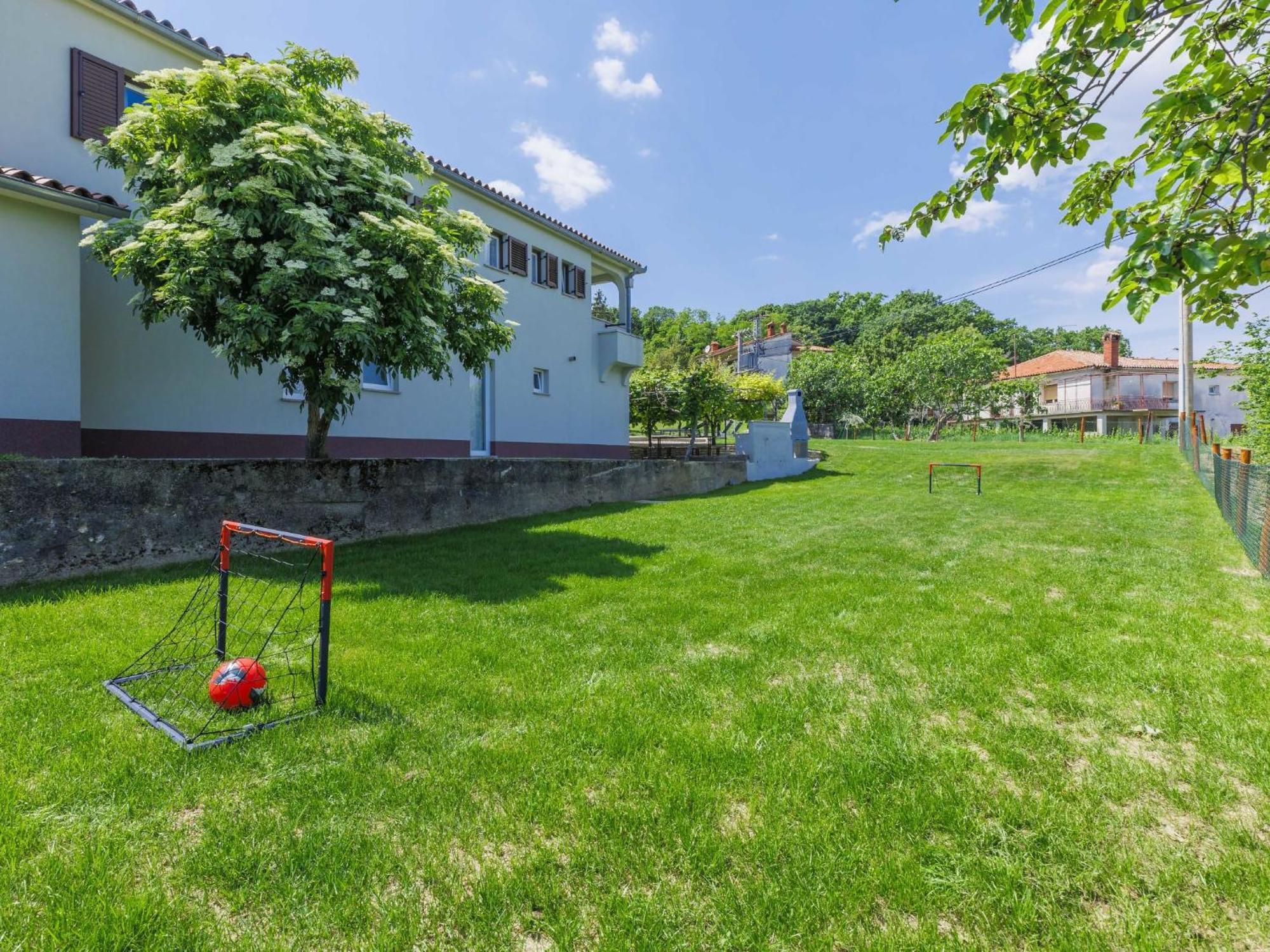 Holiday Home Carlo - Ipc102 By Interhome Pićan Buitenkant foto
