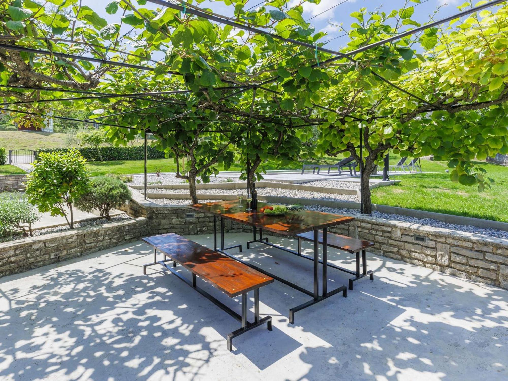 Holiday Home Carlo - Ipc102 By Interhome Pićan Buitenkant foto